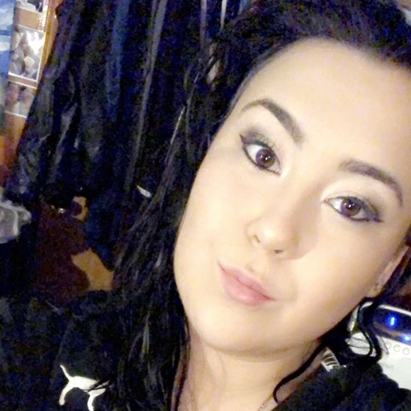 Meet the Posher Other - Meet your Posher, Marie